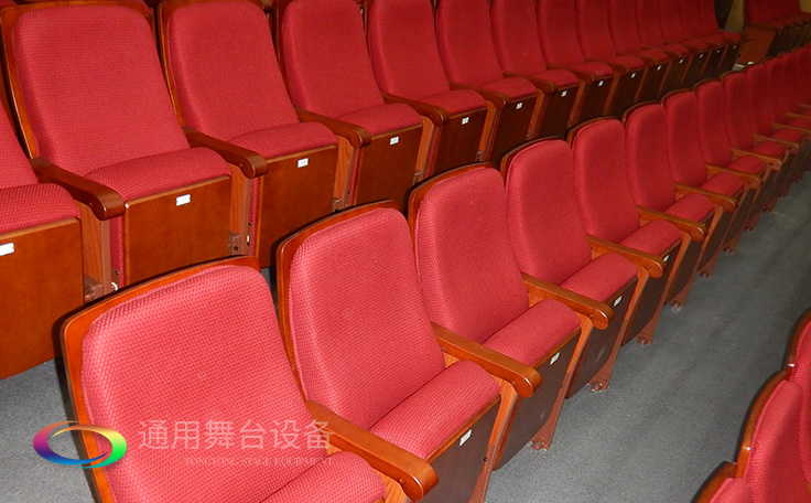 通用舞臺(tái)承接廣州市廣鐵一中報(bào)告廳舞臺(tái)幕布、燈光、音響項(xiàng)目